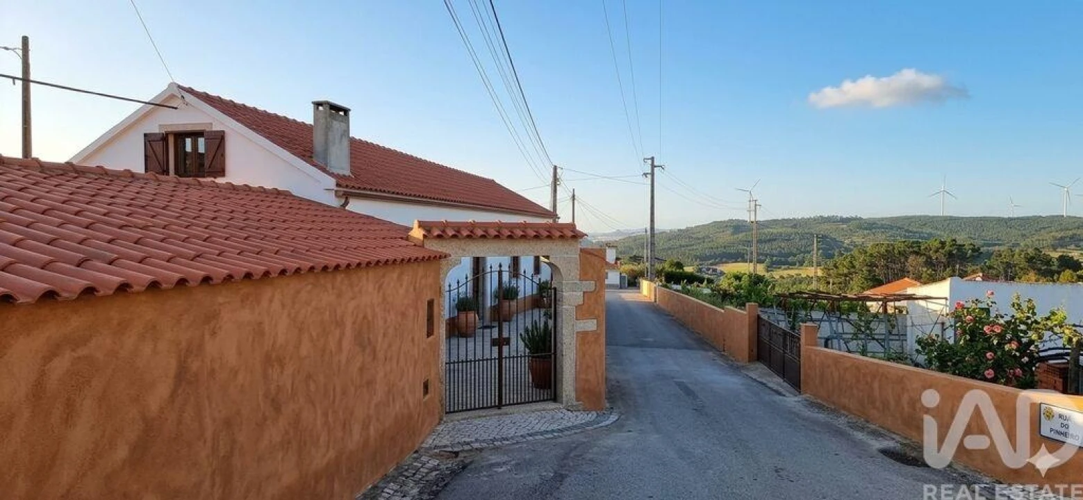 Moradia para Venda em Azueira e Sobral da Abelheira Foto 2