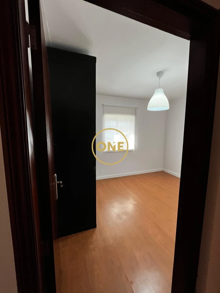 Apartamento T2 para Venda em Macieira de Rates Foto 10