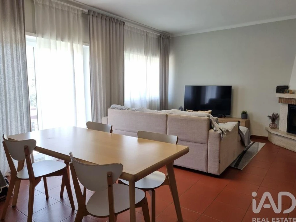 Moradia T3 para Venda em São Miguel de Poiares Foto 16