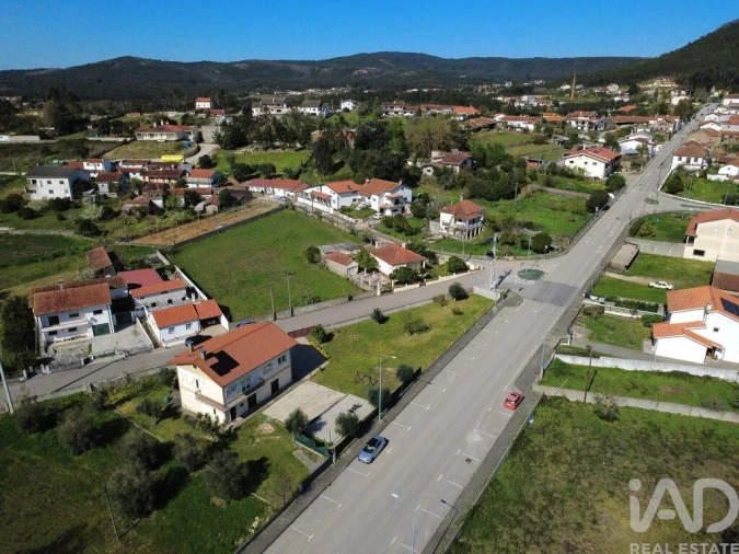 Moradia T3 para Venda em São Miguel de Poiares Foto 6