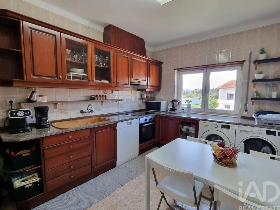 Moradia T3 para Venda em São Miguel de Poiares Foto 11