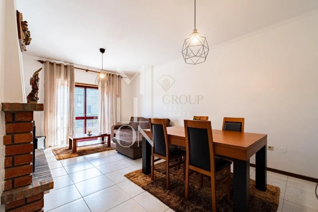 Apartamento T3 para Venda em Arvore Foto 1