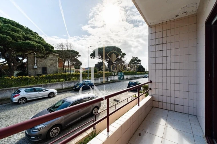 Apartamento T3 para Venda em Arvore Foto 7