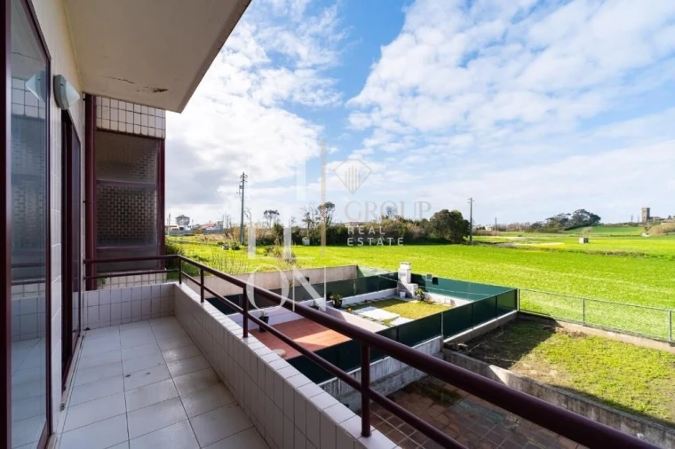 Apartamento T3 para Venda em Arvore Foto 16