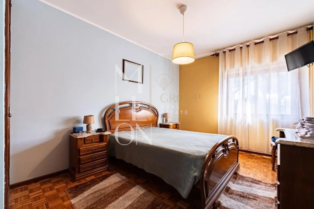 Apartamento T3 para Venda em Arvore Foto 12