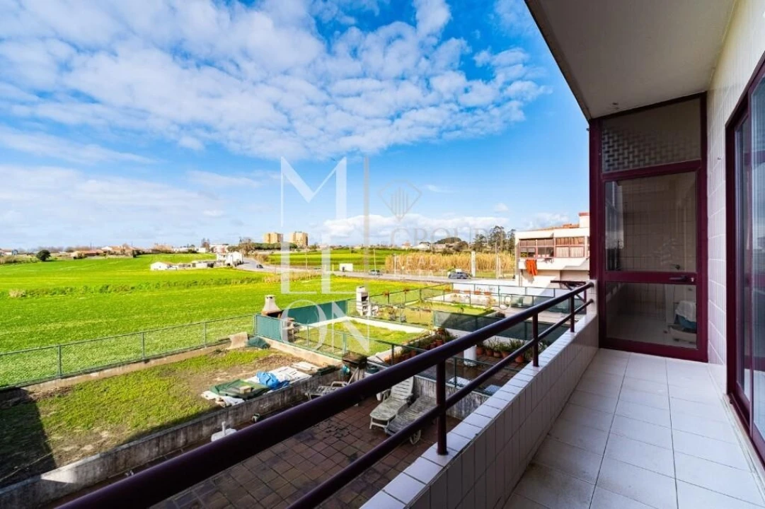 Apartamento T3 para Venda em Arvore Foto 15