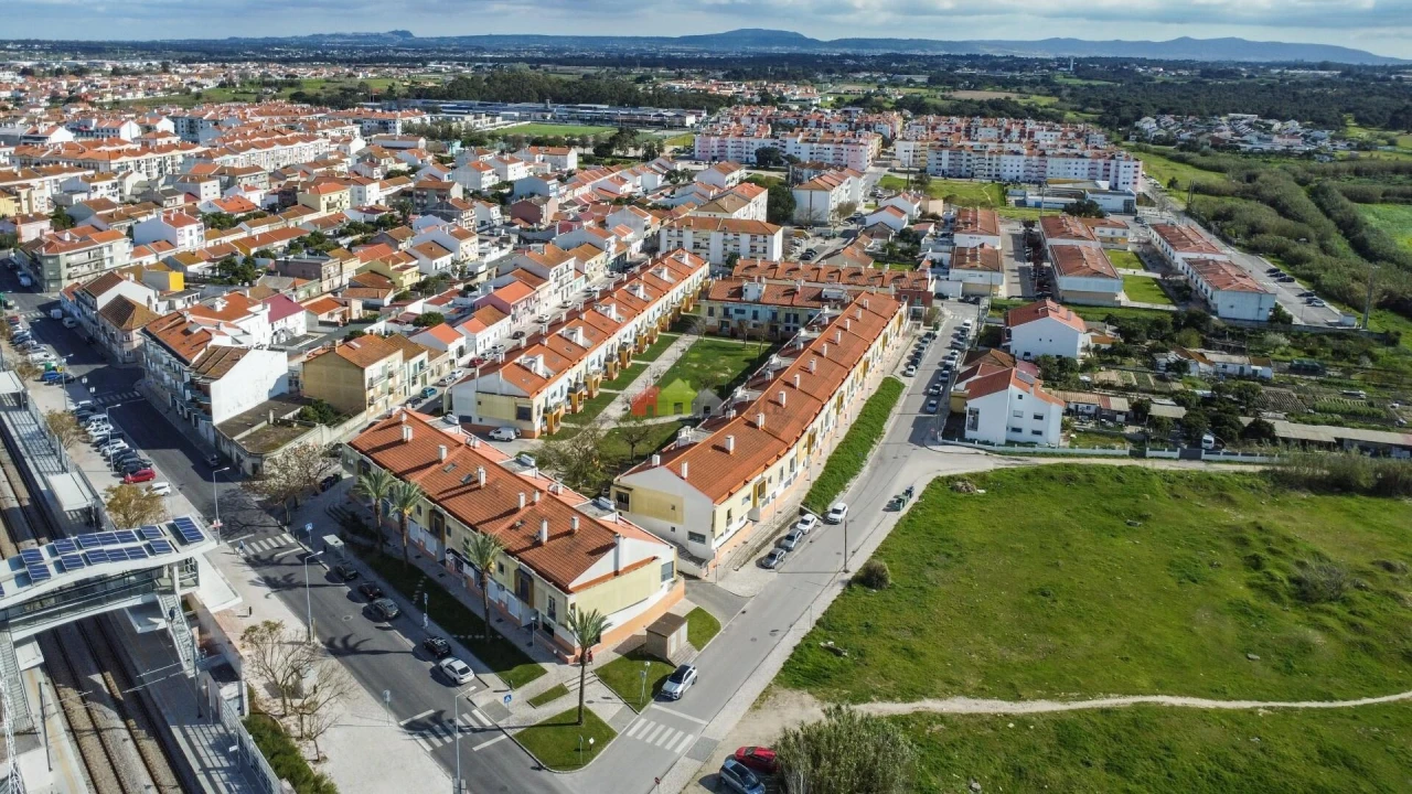 Apartamento T2 para Venda em Alhos Vedros Foto 51