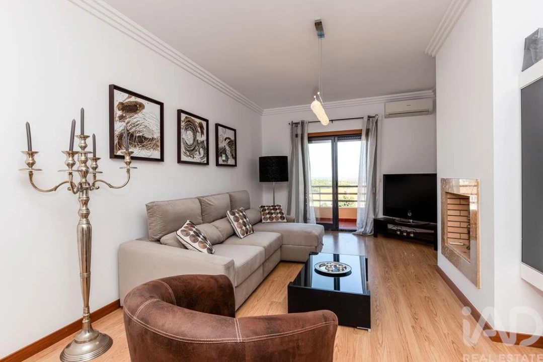 Apartamento T2 para Arrendamento em Palmela Foto 7