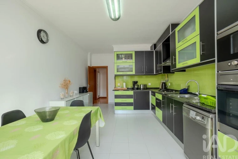 Apartamento T2 para Arrendamento em Palmela Foto 5