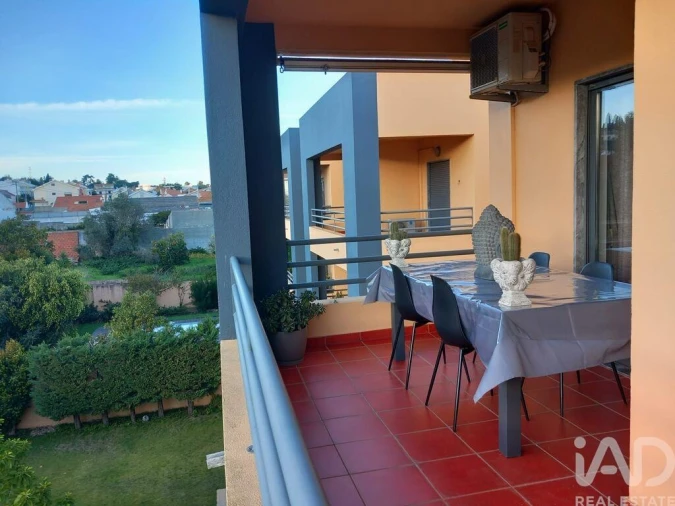 Apartamento T2 para Arrendamento em Palmela Foto 3