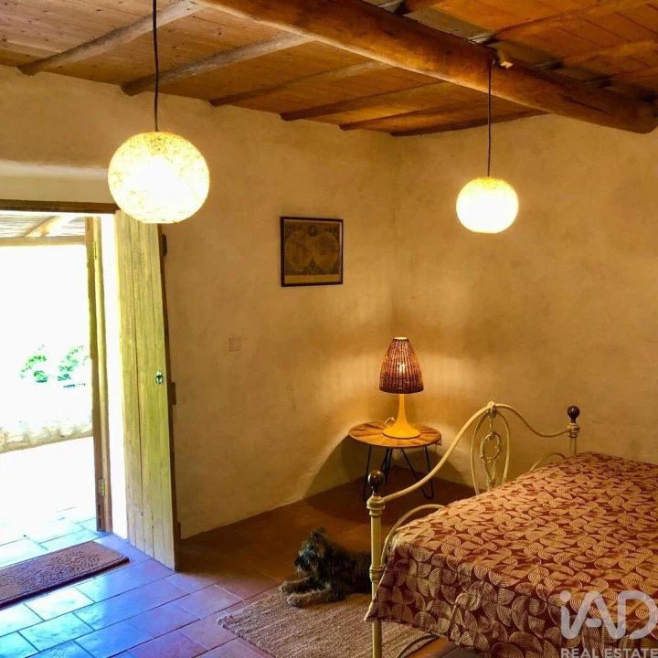 Moradia T4 para Venda em Monchique Foto 11