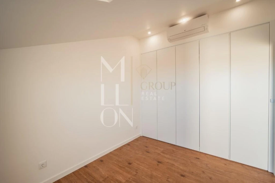 Apartamento T1 para Venda em Beato Foto 22