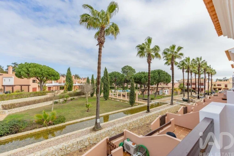 Moradia para Venda em Quarteira