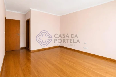 Moradia T3 para Venda em Gondomar (São Cosme), Valbom e Jovim