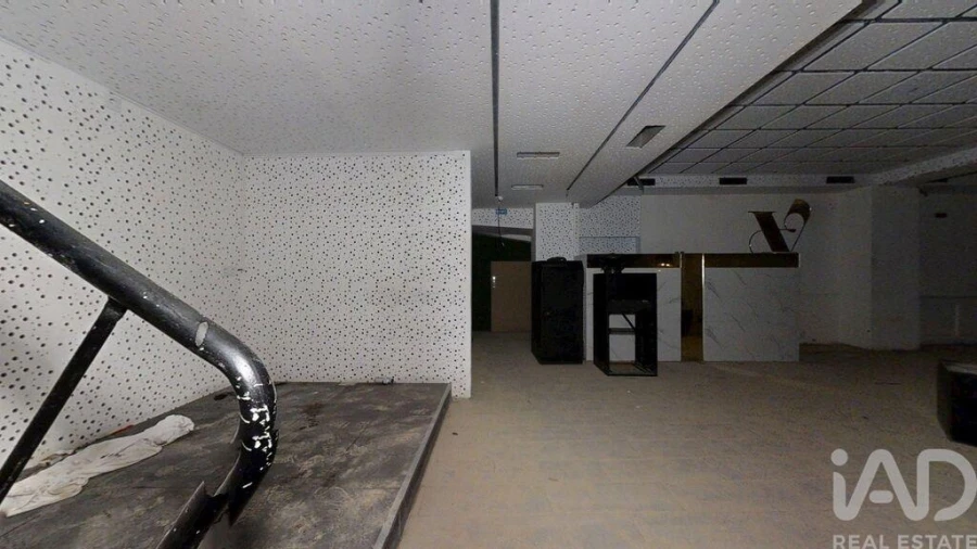 Loja para Venda em Lordelo do Ouro e Massarelos Foto 2