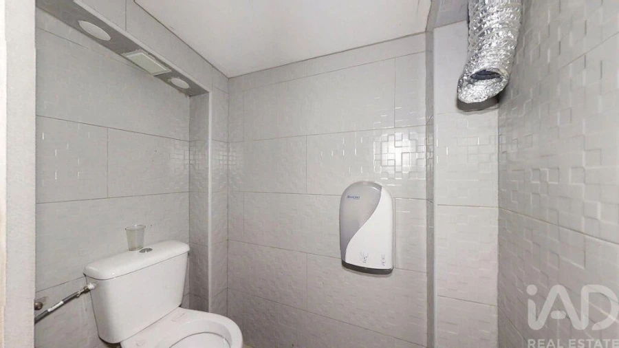 Loja para Venda em Lordelo do Ouro e Massarelos Foto 28