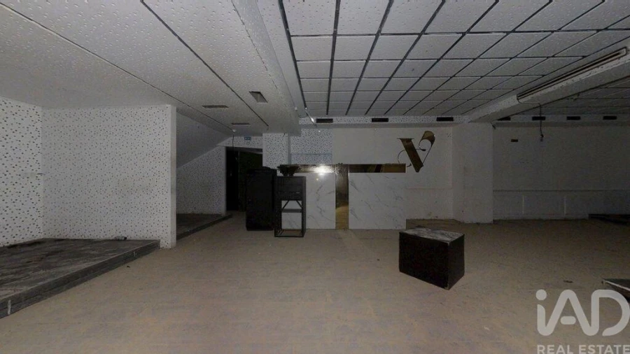 Loja para Venda em Lordelo do Ouro e Massarelos Foto 20