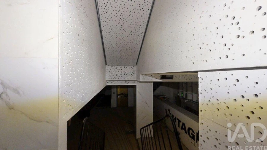 Loja para Venda em Lordelo do Ouro e Massarelos Foto 6