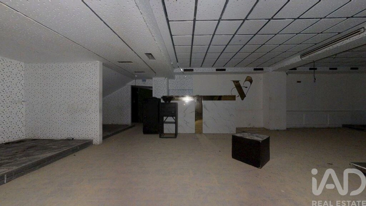 Loja para Venda em Lordelo do Ouro e Massarelos Foto 20