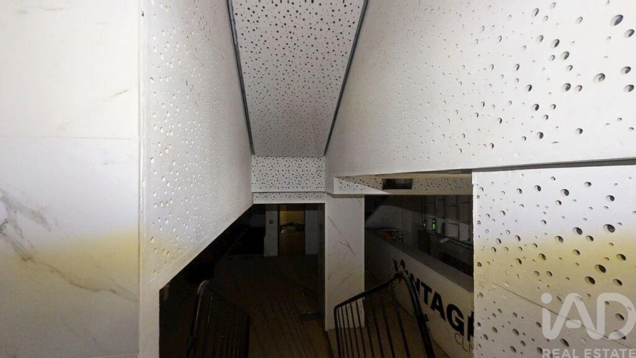 Loja para Venda em Lordelo do Ouro e Massarelos Foto 6