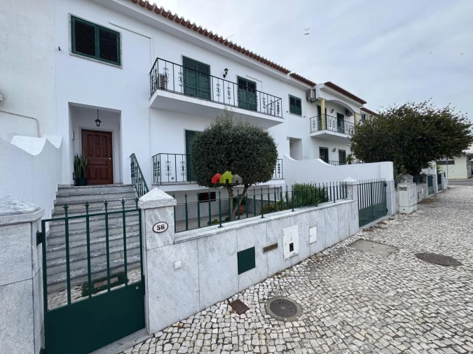 Moradia T4 para Venda em Beja (Santiago Maior e São João Baptista) Foto 1