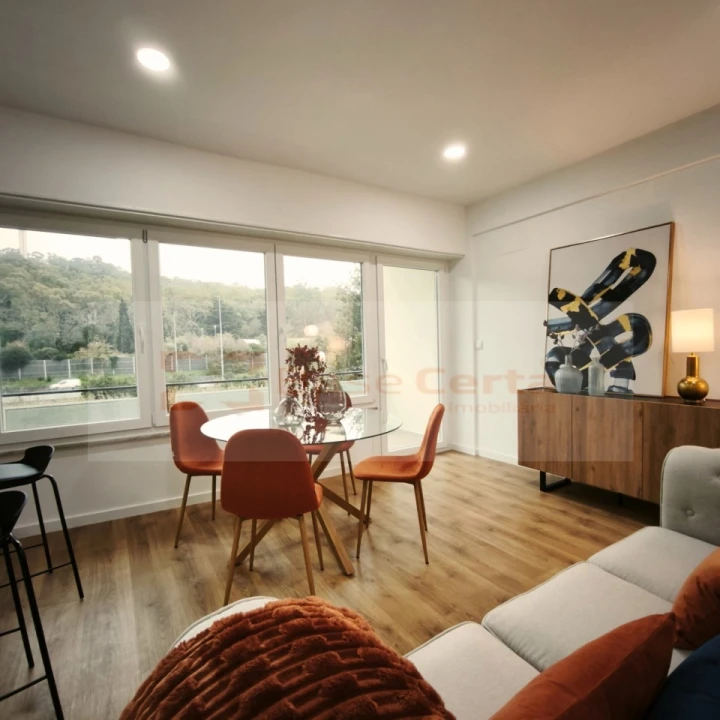 Apartamento T3 para Venda em Benfica Foto 6