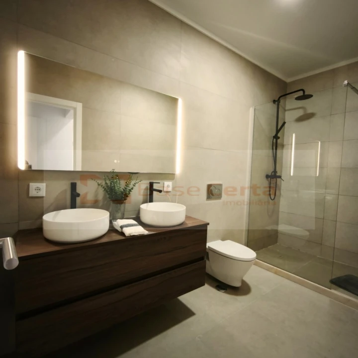 Apartamento T3 para Venda em Benfica Foto 8