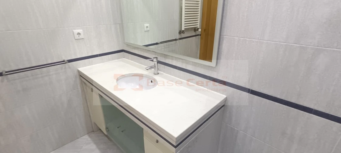 Apartamento T3 para Venda em Odivelas Foto 25