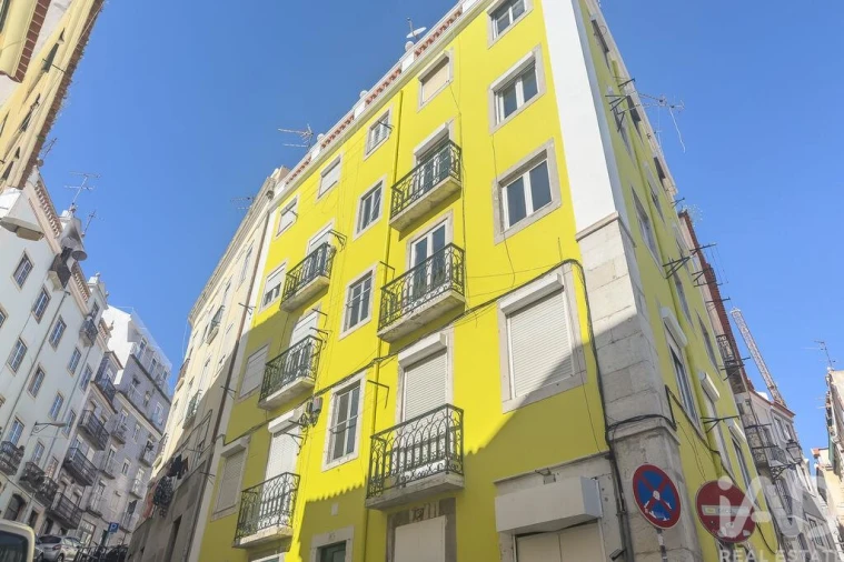 Apartamento T2 para Venda em Santa Maria Maior Foto 17