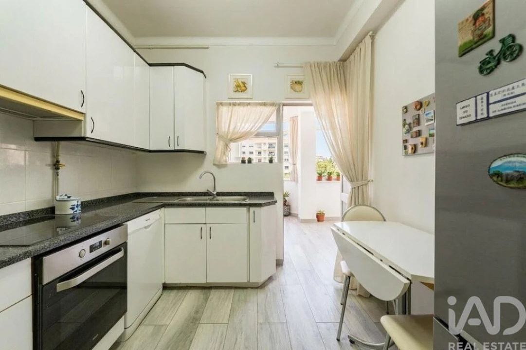 Apartamento T3 para Venda em Arcozelo Foto 18