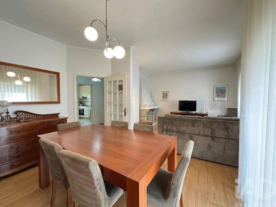 Apartamento T3 para Venda em Arcozelo Foto 31