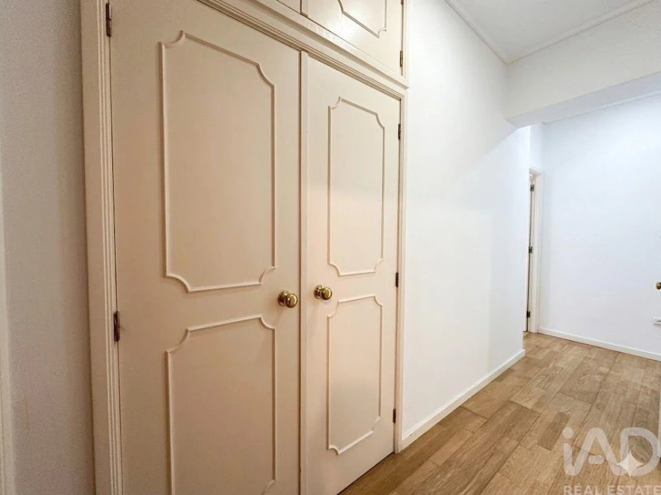 Apartamento T3 para Venda em Arcozelo Foto 32