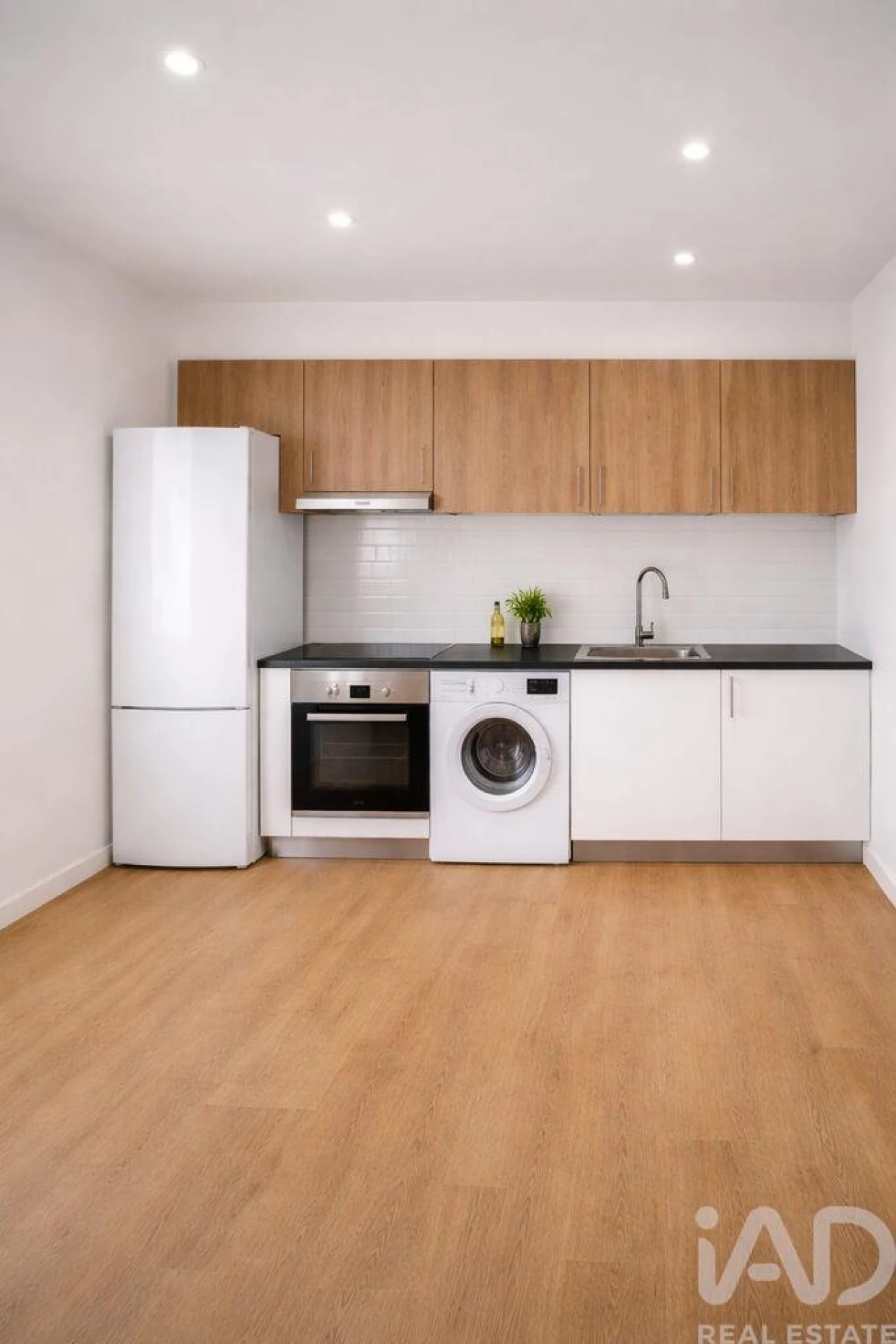 Apartamento T1 para Venda em Lordelo do Ouro e Massarelos Foto 2