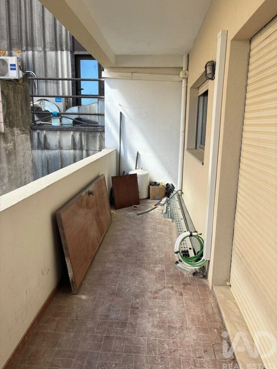 Apartamento T1 para Venda em Lordelo do Ouro e Massarelos Foto 10