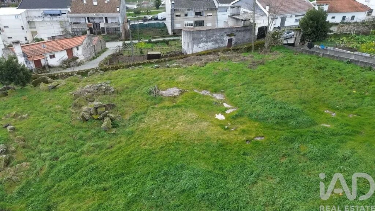 Terreno para Venda em Alijo Foto 9