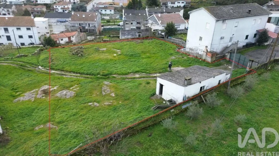 Terreno para Venda em Alijo Foto 3