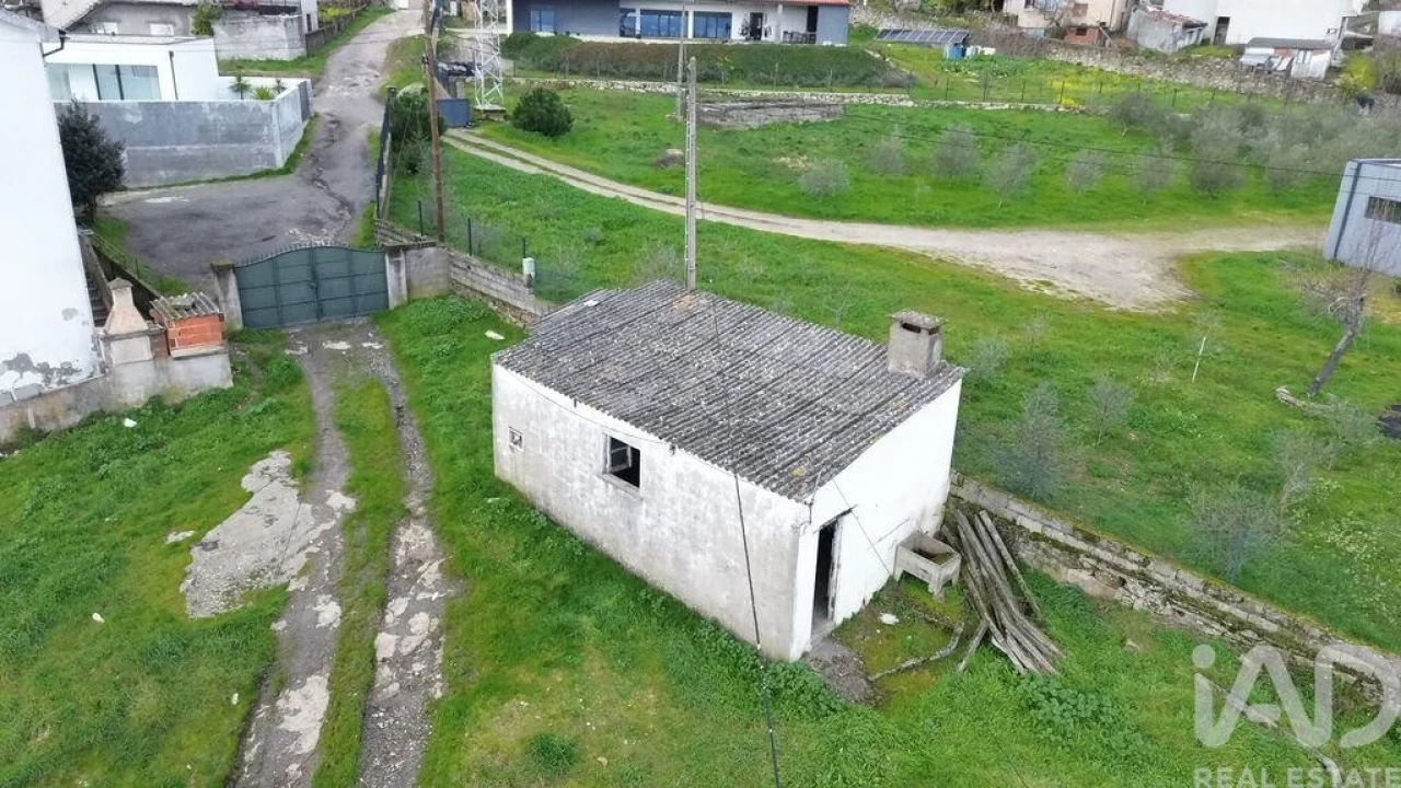 Terreno para Venda em Alijo Foto 7