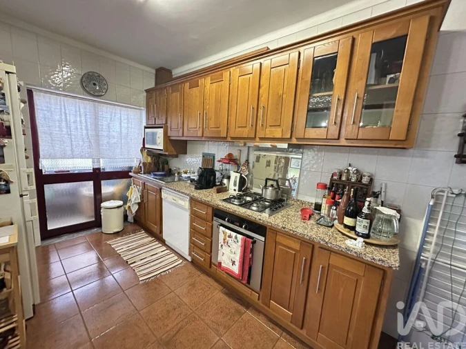 Apartamento T3 para Venda em Abraveses Foto 15