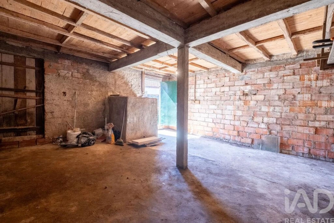 Moradia T2 para Venda em Vila Nova Foto 22