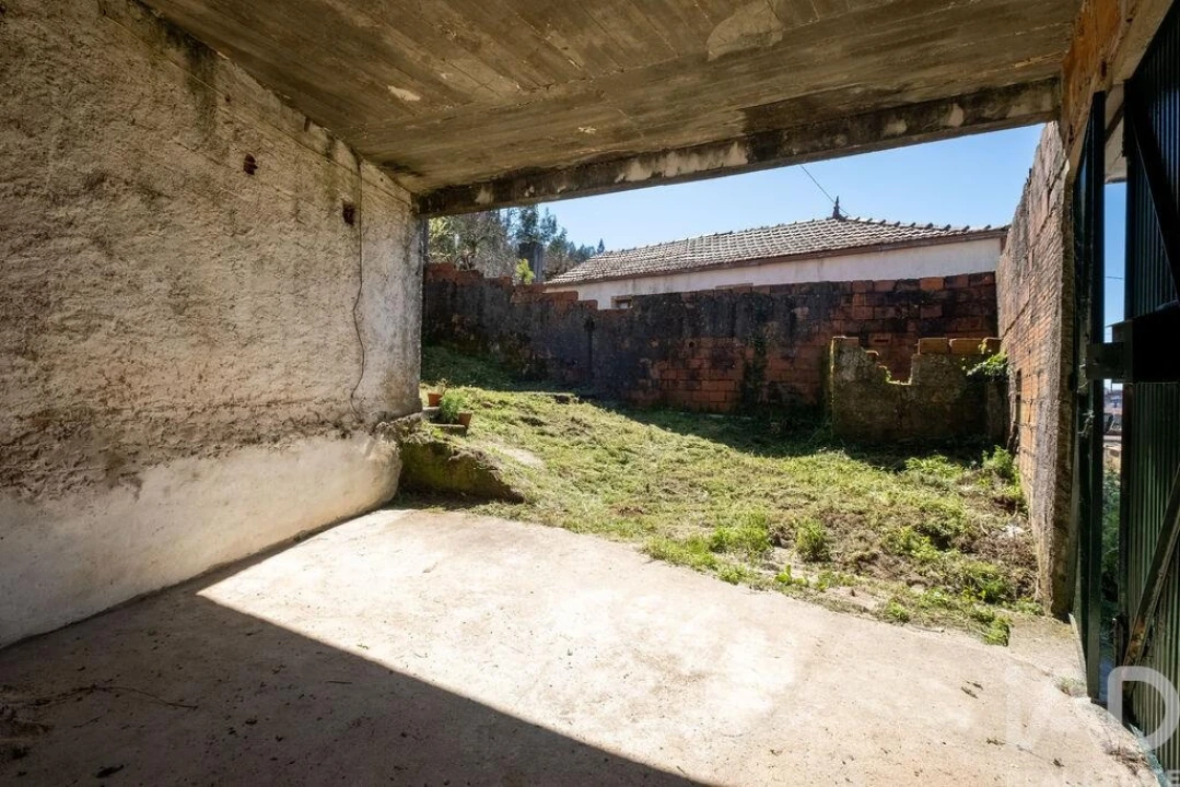 Moradia T2 para Venda em Vila Nova Foto 21