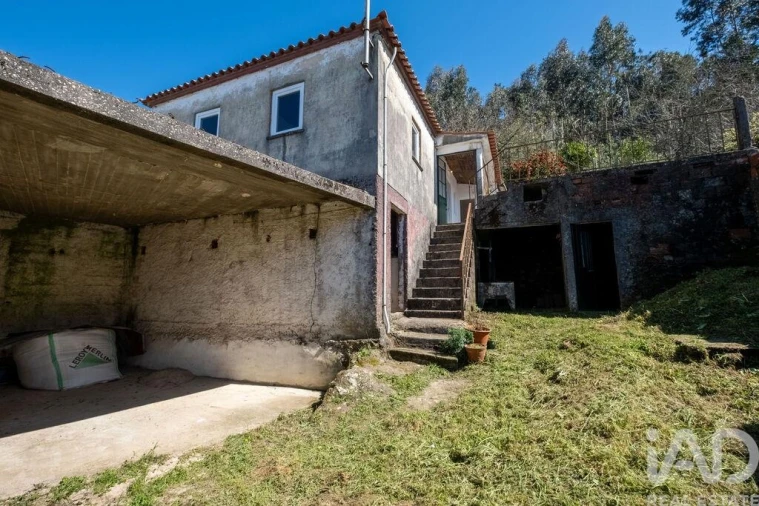 Moradia T2 para Venda em Vila Nova Foto 1