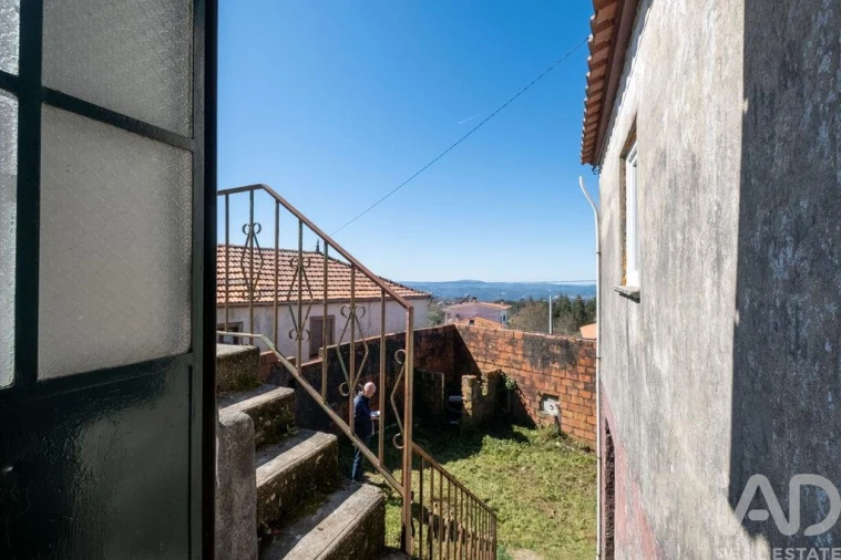 Moradia T2 para Venda em Vila Nova Foto 8