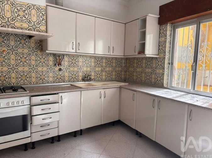 Moradia T3 para Venda em Faro (Sé e São Pedro) Foto 5