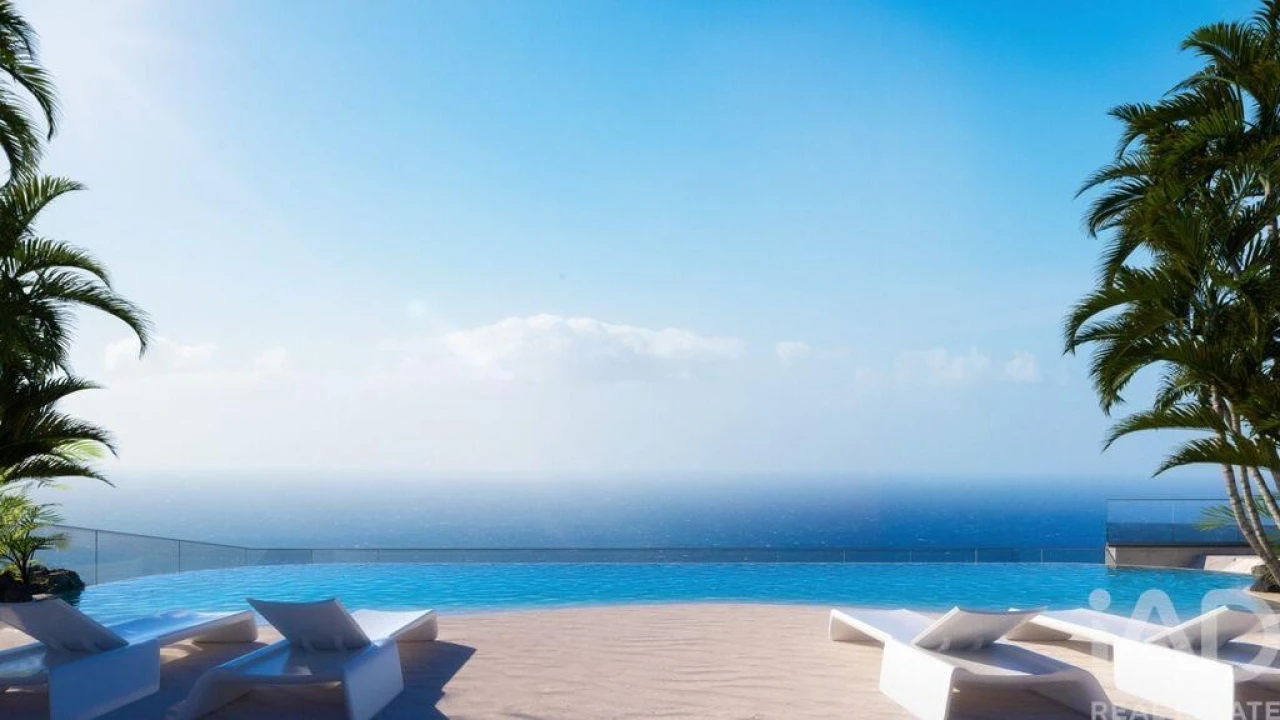 Apartamento T3 para Venda em Arco da Calheta Foto 12