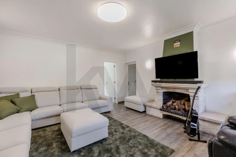 Moradia T6 para Venda em Alcabideche Foto 10