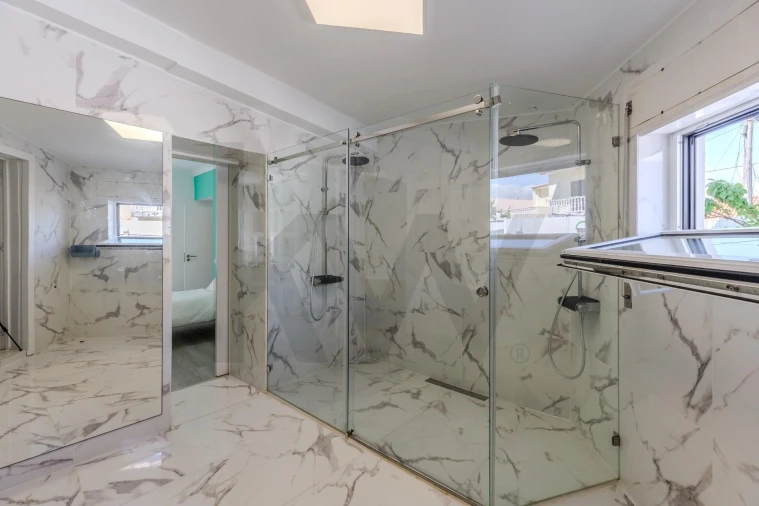 Moradia T6 para Venda em Alcabideche Foto 31