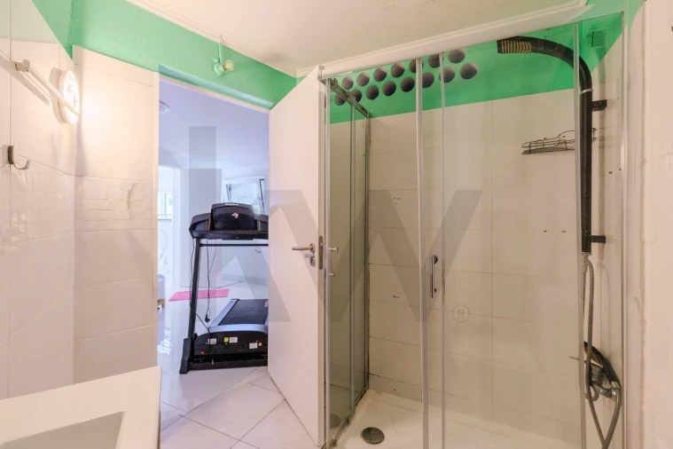 Moradia T6 para Venda em Alcabideche Foto 38