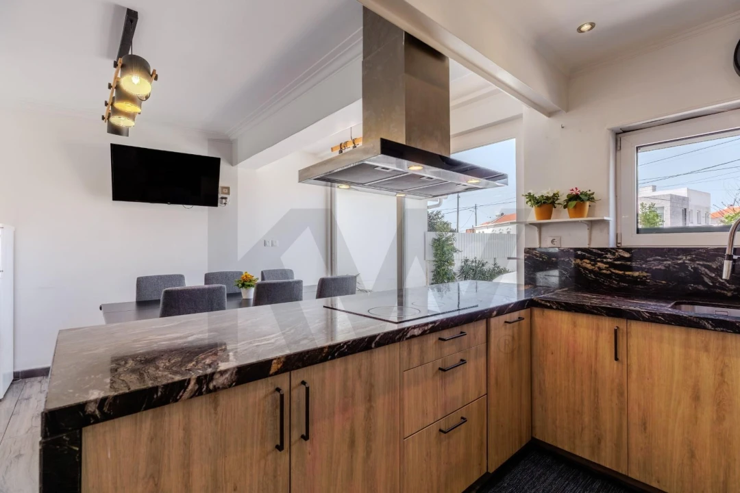 Moradia T6 para Venda em Alcabideche Foto 17