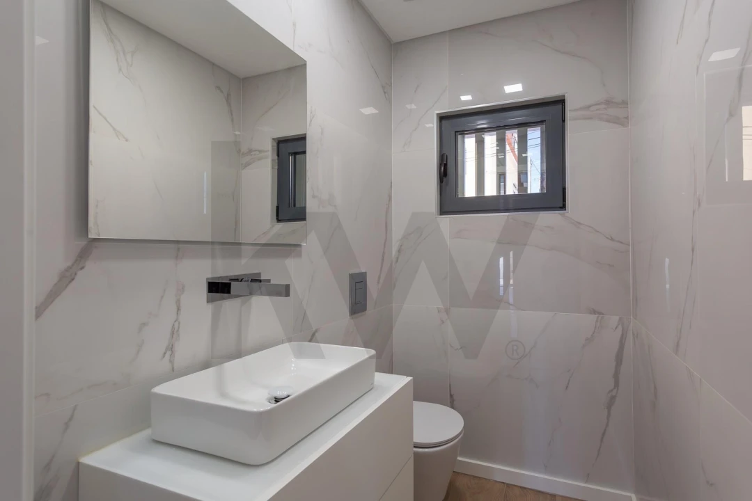 Moradia T4 para Venda em Loures Foto 27