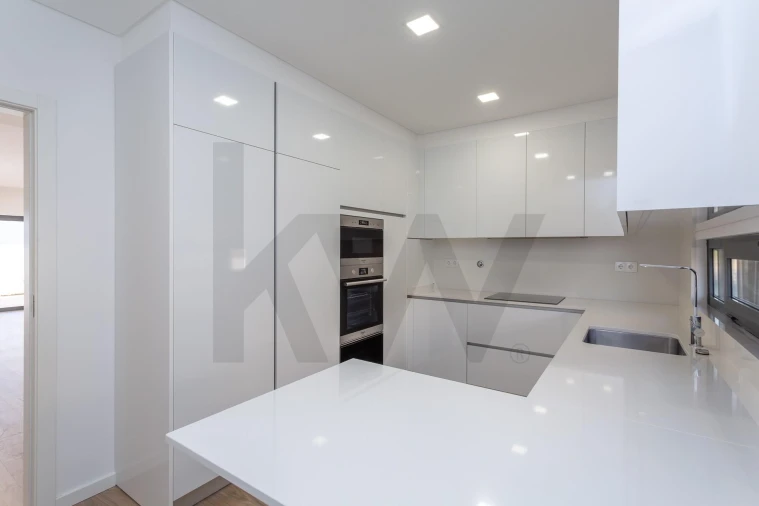 Moradia T4 para Venda em Loures Foto 29